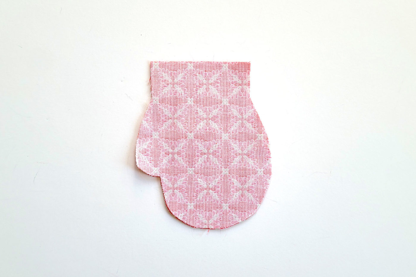 Mitten Garland - Fabricland West